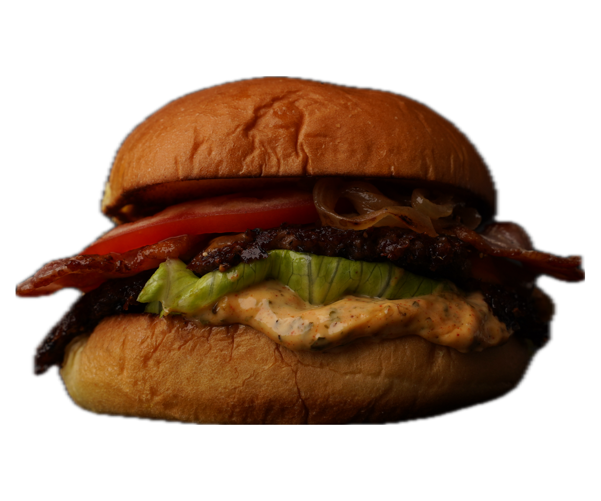 Freigestellter Beef-Burger im Potato Bun