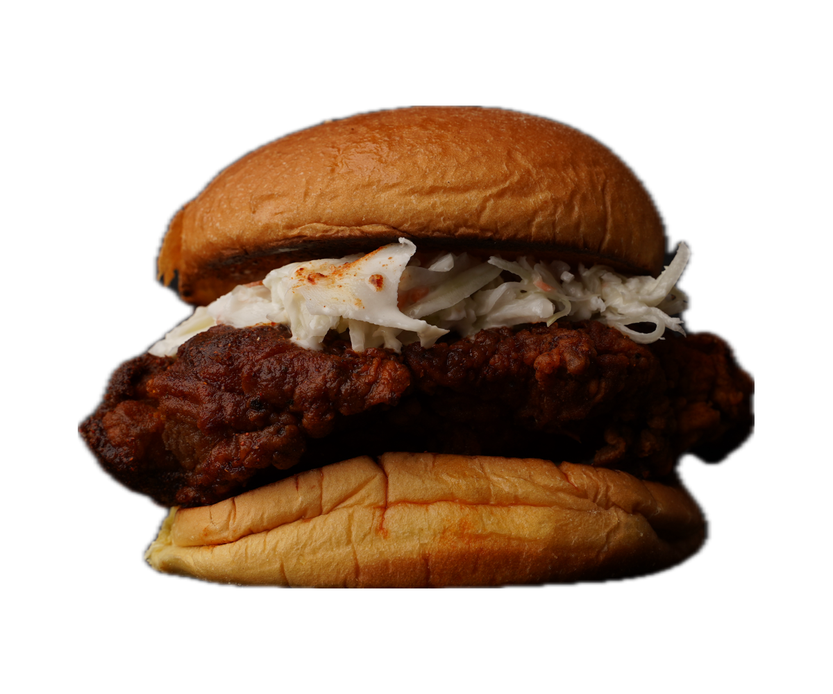 Freigestellter Chicken-Burger im Potato Bun